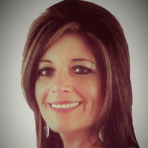 Meet your Posher, Gena